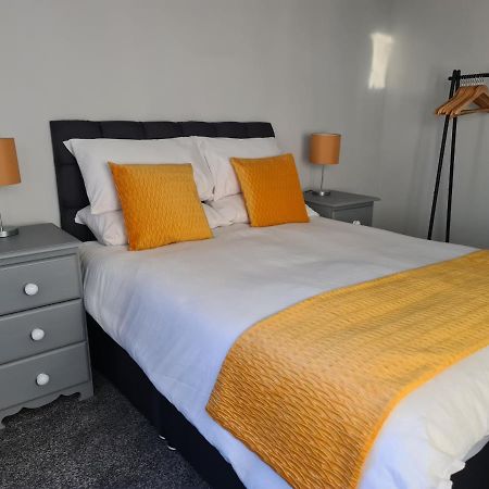 Whole House - 4 Bedrooms - Parking - Sleeps 8 Birmingham Exterior foto