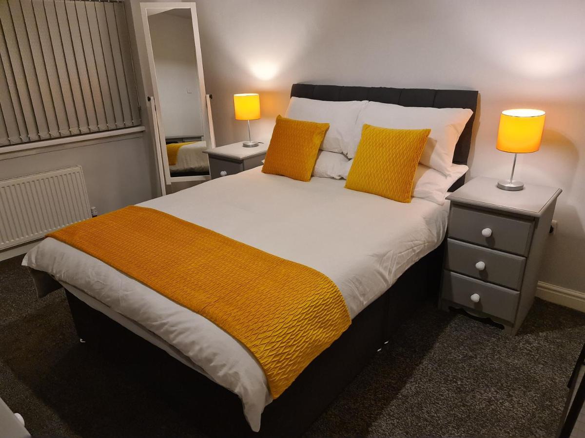 Whole House - 4 Bedrooms - Parking - Sleeps 8 Birmingham Exterior foto