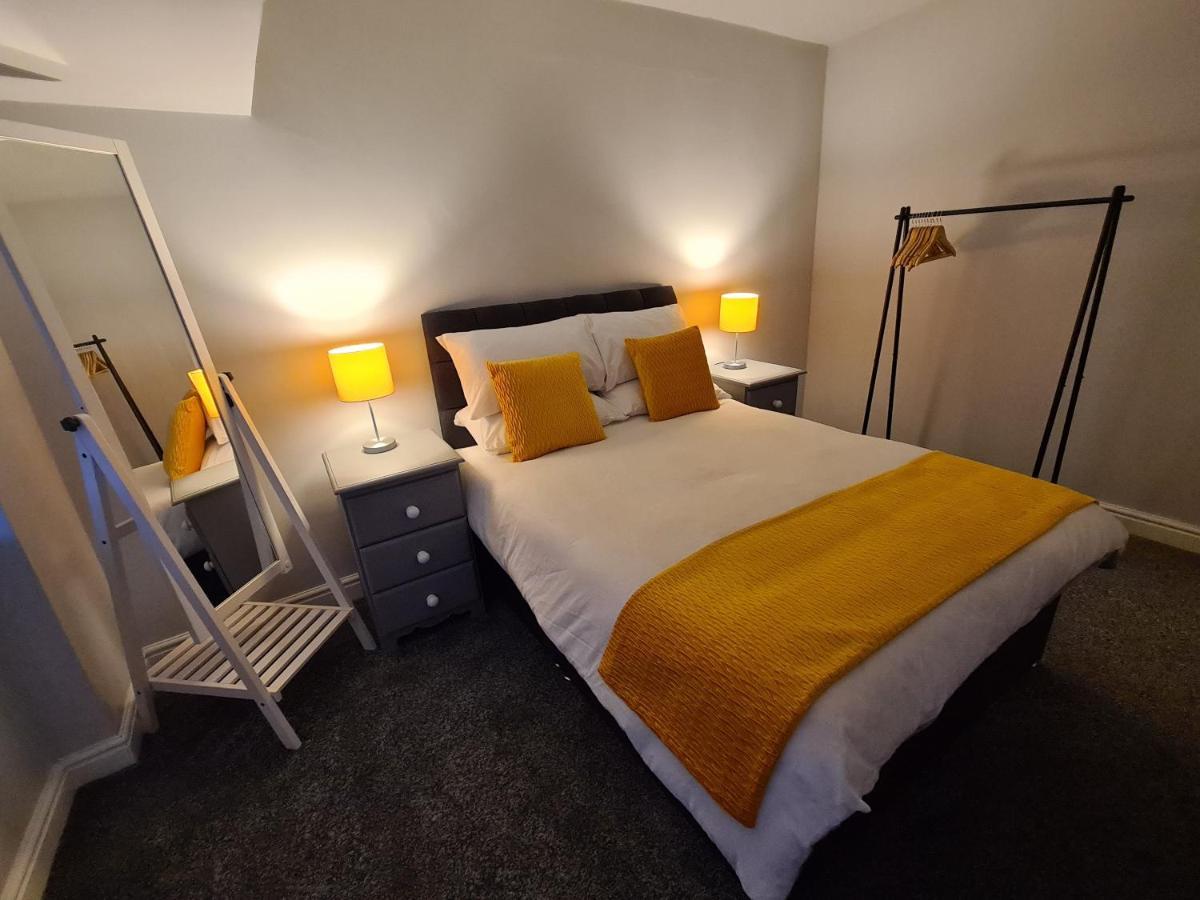 Whole House - 4 Bedrooms - Parking - Sleeps 8 Birmingham Exterior foto