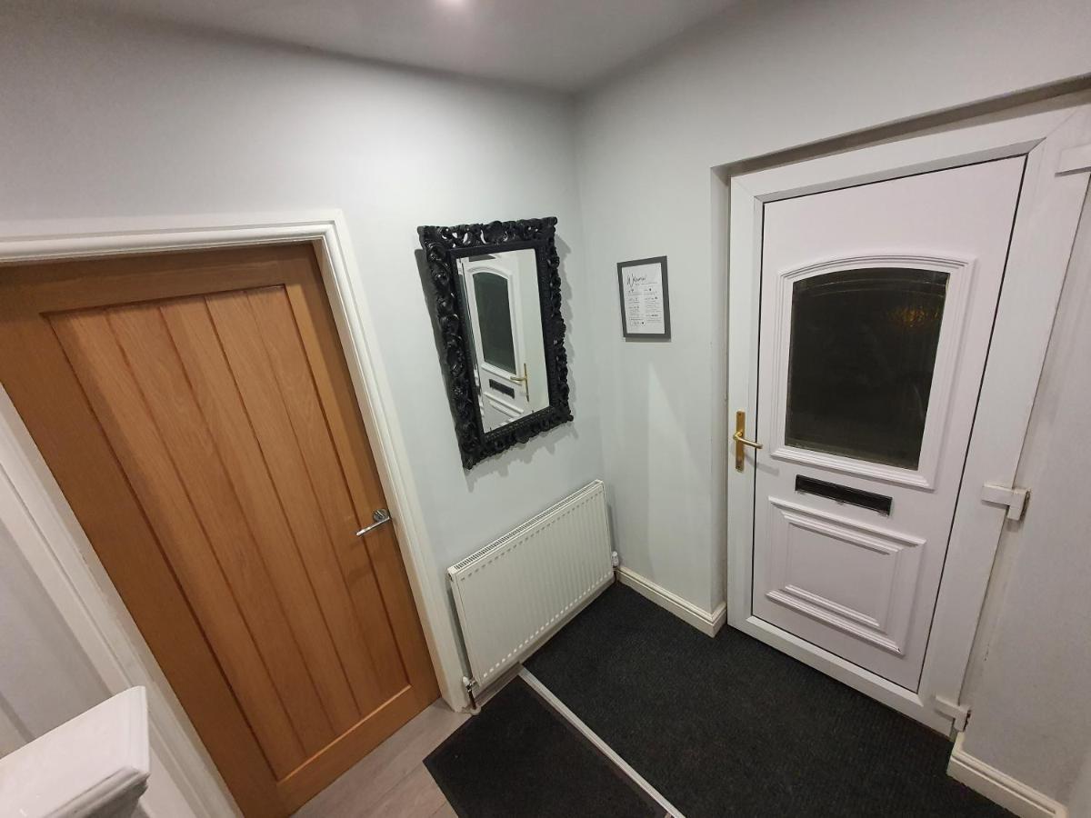 Whole House - 4 Bedrooms - Parking - Sleeps 8 Birmingham Exterior foto